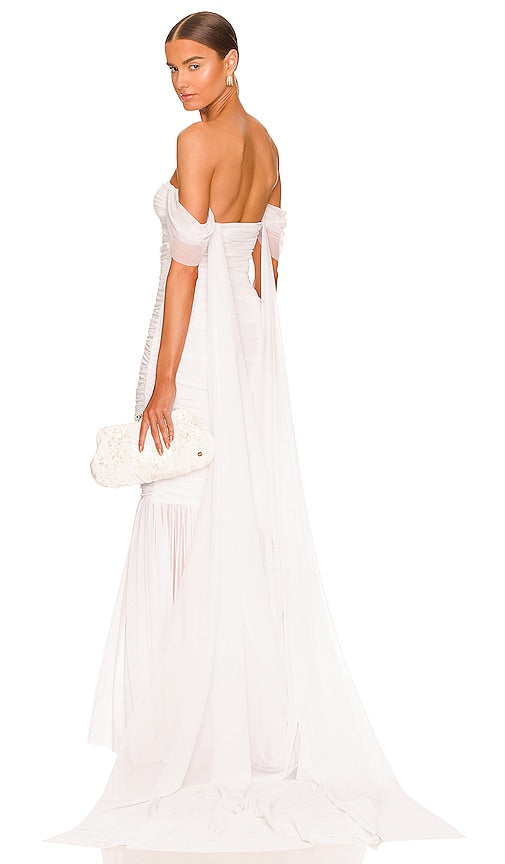 Norma Kamali Walter Fishtail Gown in White - Norma Kamali Walter Robe queue de poisson en blanc - Norma Kamali Walter 白色鱼尾礼服 - Norma Kamali Walter Fischschwanzkleid in Weiß - Norma Kamali Walter 피쉬테일 가운 화이트 색상 - Abito a coda di pesce Norma Kamali Walter in bianco