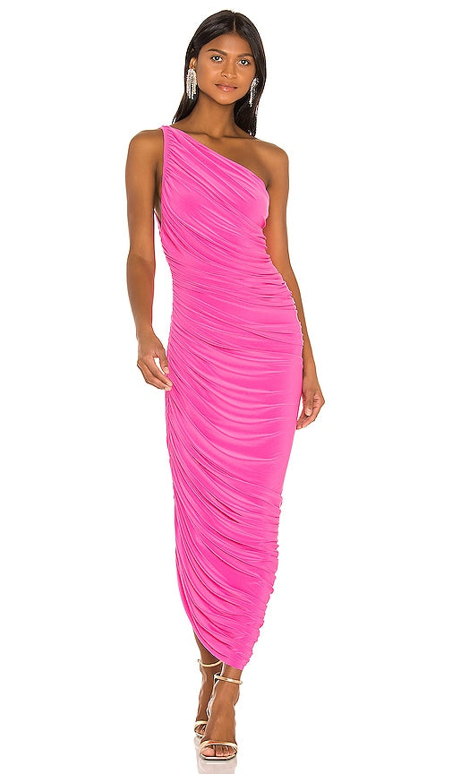 Norma Kamali x REVOLVE Diana Gown in Pink - ROBE Diana Norma Kamali x REVOLVE en Rose - Norma Kamali x REVOLVE Diana 粉色礼服 - Norma Kamali x REVOLVE Diana Kleid in Rosa - Norma Kamali x REVOLVE 다이아나 가운 핑크 색상 - Abito Norma Kamali x REVOLVE Diana in rosa