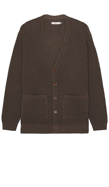 Nudie Jeans Kent Pineapple Cardigan in Brown - Nudie Jeans Kent - Cardigan ananas marron - Nudie Jeans Kent 棕色菠萝开衫 - Nudie Jeans Kent Ananas-Cardigan in Braun - Nudie Jeans 켄트 파인애플 가디건 브라운색 - Cardigan all'ananas Kent di Nudie Jeans in marrone