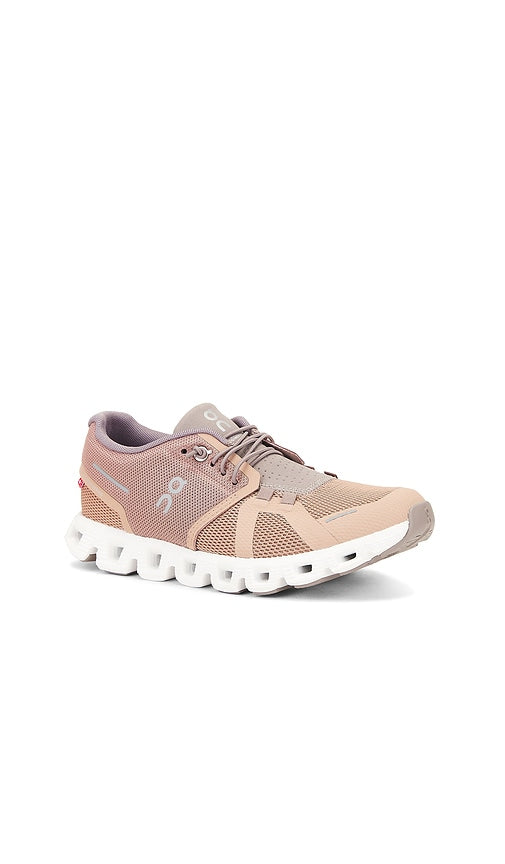 On Cloud 5 Sneaker in Brown