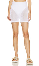OW Collection Siri Shorts in White - Short Siri de la collection OW en blanc - OW 系列 Siri 白色短裤 - OW Collection Siri Shorts in Weiß - OW Collection Siri 반바지 화이트 색상 - Pantaloncini Siri della collezione OW in bianco