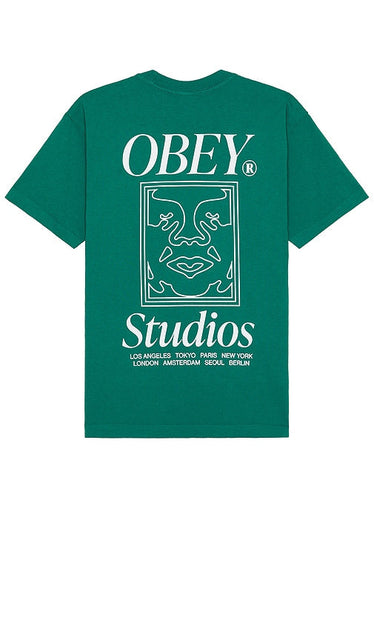 Obey Studios Icon Tee in Green - Obey Studios - T-shirt emblématique vert - Obey Studios Icon 绿色 T 恤 - Obey Studios Icon T-Shirt in Grün - Obey Studios 아이콘 티셔츠 - Maglietta Icon di Obey Studios in verde