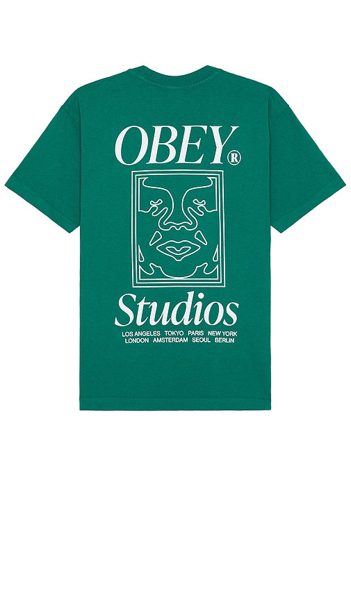 Obey Studios Icon Tee in Green - Obey Studios - T-shirt emblématique vert - Obey Studios Icon 绿色 T 恤 - Obey Studios Icon T-Shirt in Grün - Obey Studios 아이콘 티셔츠 - Maglietta Icon di Obey Studios in verde