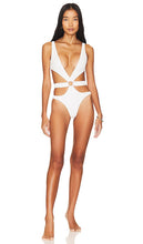 Oceanus Carlotta Swimsuit in White - Maillot de bain Oceanus Carlotta en blanc - Oceanus Carlotta 白色泳衣 - Oceanus Carlotta Badeanzug in Weiß - Oceanus Carlotta 수영복 색상 - Costume da bagno Oceanus Carlotta in bianco