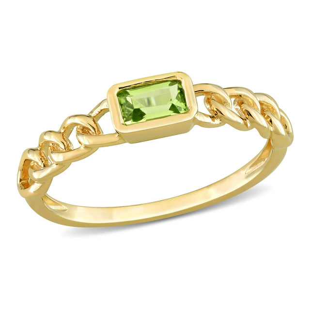 Octagon Peridot Yellow Gold Ring - Size 6