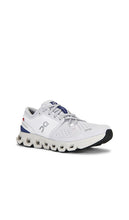 On Cloud X 4 Sneaker in Lavender