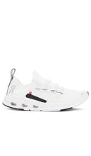 On Cloudeasy Sneaker in White - Sur la sneaker Cloudeasy en blanc - 白色 Cloudeasy 运动鞋 - Auf Cloudeasy Sneaker in Weiß - On Cloudeasy 스니커즈 화이트 색상 - Su Sneaker Cloudeasy in bianco