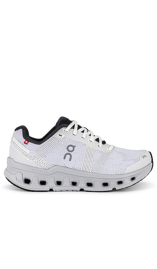 On Cloudgo Running Shoe in White - Chaussure de course On Cloudgo en blanc - Cloudgo 白色跑鞋 - On Cloudgo Laufschuh in Weiß - On Cloudgo 러닝슈즈 화이트 색상 - Sulla scarpa da corsa Cloudgo in bianco