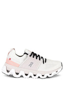 On Cloudswift 3 Sneaker in Ivory - Baskets On Cloudswift 3 en ivoire - Cloudswift 3 象牙色运动鞋 - On Cloudswift 3 Sneaker in Elfenbein - On Cloudswift 3 스니커즈 아이보리 색상 - Su Sneaker Cloudswift 3 in avorio