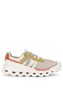 On Cloudvista Exclusive Sneaker in Ivory - Sur les baskets exclusives Cloudvista en ivoire - Cloudvista 独家象牙色运动鞋 - On Cloudvista Exclusive Sneaker in Elfenbein - On Cloudvista 익스클루시브 스니커즈 Ivory - Su Sneaker esclusiva Cloudvista in avorio