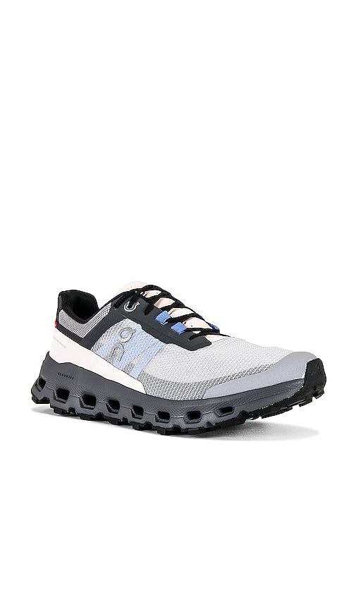 On Cloudvista Sneaker in Grey