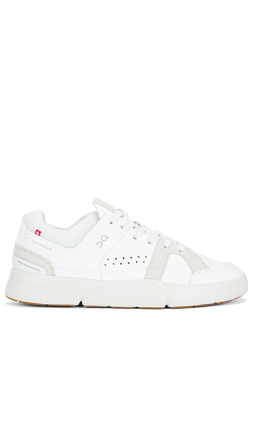 On Roger Clubhouse Sneaker in White - Sur la sneaker Roger Clubhouse en blanc - Roger Clubhouse 白色运动鞋 - Auf Roger Clubhouse Sneaker in Weiß - On Roger Clubhouse 스니커즈 화이트 색상 - Su Sneaker Roger Clubhouse in bianco
