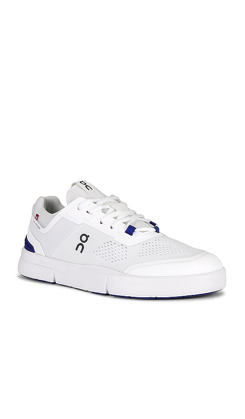 On Roger Spin Sneaker in White