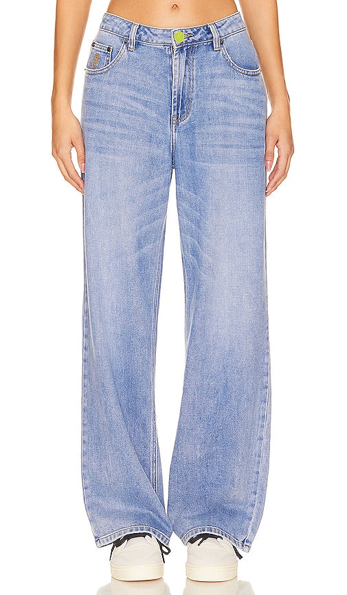 One Teaspoon Jackson Mid Waist Wide Leg in Blue - One Teaspoon Jackson - Jambe large taille moyenne en bleu - 一茶匙杰克逊蓝色中腰阔腿裤 - One Teaspoon Jackson Mid Waist Wide Leg in Blau - One Teaspoon Jackson 미드 웨이스트 와이드 레그 블루 색상 - Un cucchiaino da tè Jackson a vita media con gamba larga in blu