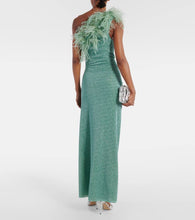 Os√É¬©ree Lumi√É¬®re feather-trimmed gown