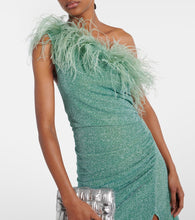 Os√É¬©ree Lumi√É¬®re feather-trimmed gown