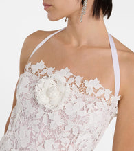 Oscar de la Renta Floral-appliqué guipure lace gown