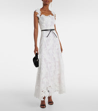 Oscar de la Renta Marbled Carnation Guipure lace bustier gown