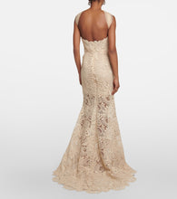 Oscar de la Renta Off-shoulder guipure lace gown