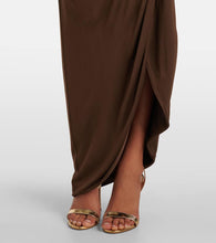 Oscar de la Renta Off-shoulder jersey gown