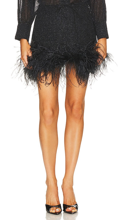 Oseree Lumiere Plumage Mini Skirt in Black - Mini-jupe Plumage Oseree Lumière en Noir - Oseree Lumiere 黑色羽毛迷你裙 - Oseree Lumiere Plumage Minirock in Schwarz - Oseree Lumiere 플루마지 미니 스커트 - Minigonna Oseree Lumiere Plumage in nero