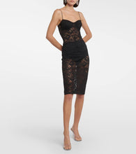 Oseree O-Lover floral lace midi dress