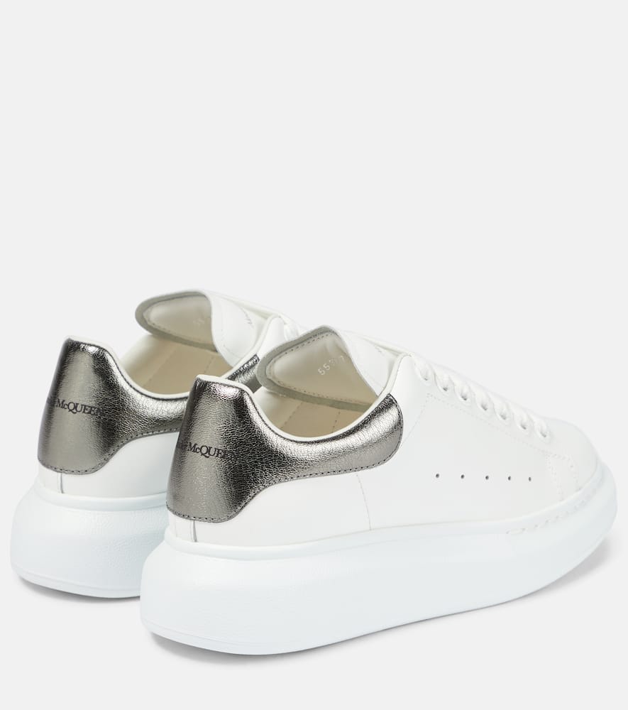 Alexander McQueen Oversized leather sneakers