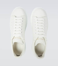 Alexander McQueen Oversized leather sneakers