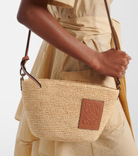 Loewe Paula√¢¬Ä¬ôs Ibiza Slit shoulder bag