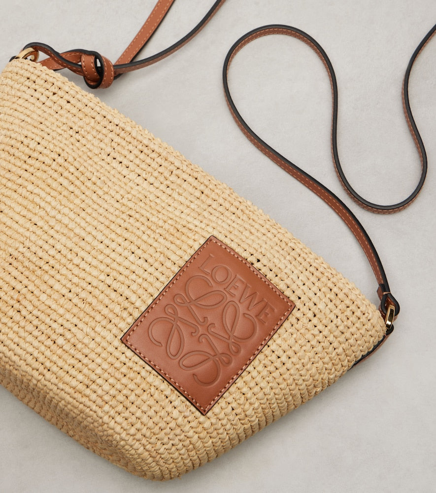 Loewe Paula√¢¬Ä¬ôs Ibiza Slit shoulder bag