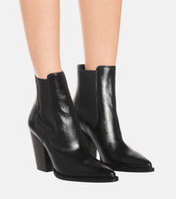Saint Laurent Theo 95 leather Chelsea boots