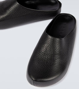 Marni Fussbett leather mules
