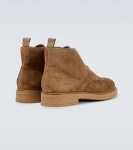 Gianvito Rossi Suede desert boots