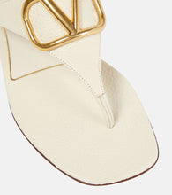 Valentino Garavani VLogo leather thong sandals