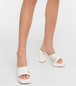 Gianvito Rossi Lena 95 leather mules
