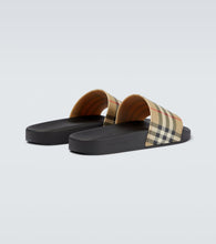 Burberry Vintage checked slides
