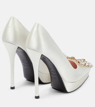 Roger Vivier Flower Strass satin platform pumps