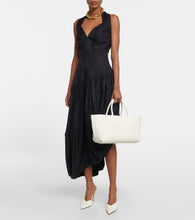 Bottega Veneta Cabat Small leather tote bag