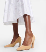 Chloe Oli suede pumps
