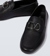 Valentino Garavani VLogo Signature leather driving shoes