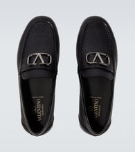 Valentino Garavani VLogo Signature leather driving shoes