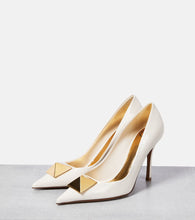 Valentino Garavani One Stud patent leather pumps