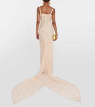 Dolce&Gabbana x Kim lace gown