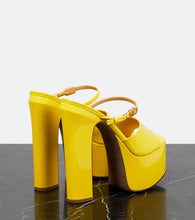Valentino Garavani Tan-Go 155 leather platform sandals