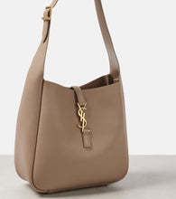 Saint Laurent Le 5 √É¬† 7 Small leather shoulder bag