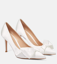 Gianvito Rossi Safira bow-trimmed pumps