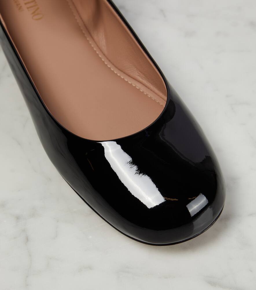 Valentino Garavani Tan-Go patent leather ballet flats