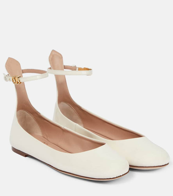 Valentino Garavani Tan-Go patent leather ballet flats
