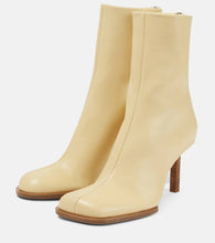 Jacquemus Les Bottines Rond Carr√É¬© leather ankle boots