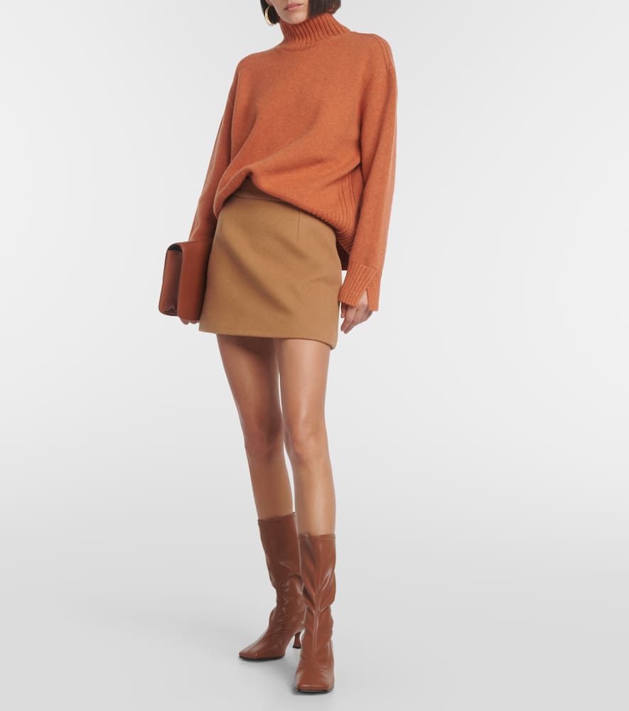 Souliers Martinez Lola faux leather ankle boots